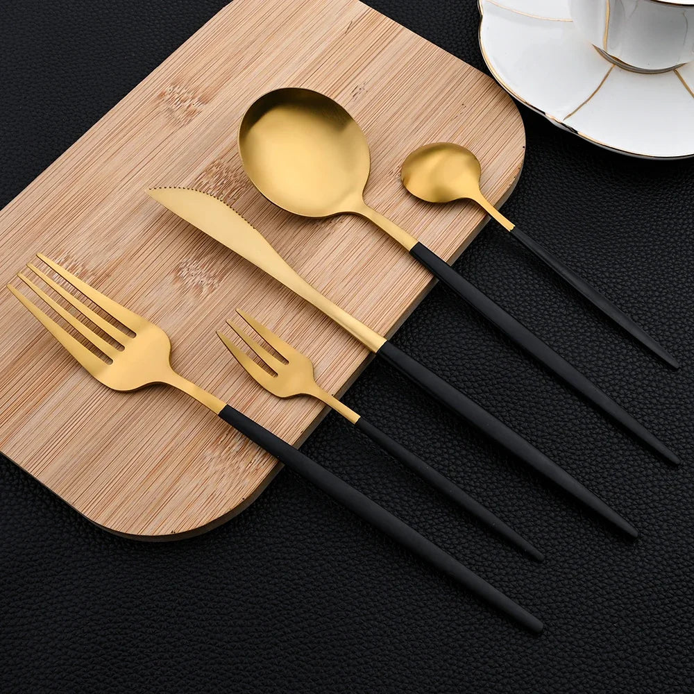 30pcs Stainless Steel Cutlery Set – Fork, Spoon & Knife Dinnerware Set